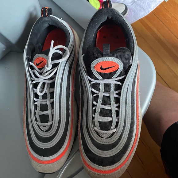 lightly worn They were parked for over two years and now for sale - Picture 3 of 3